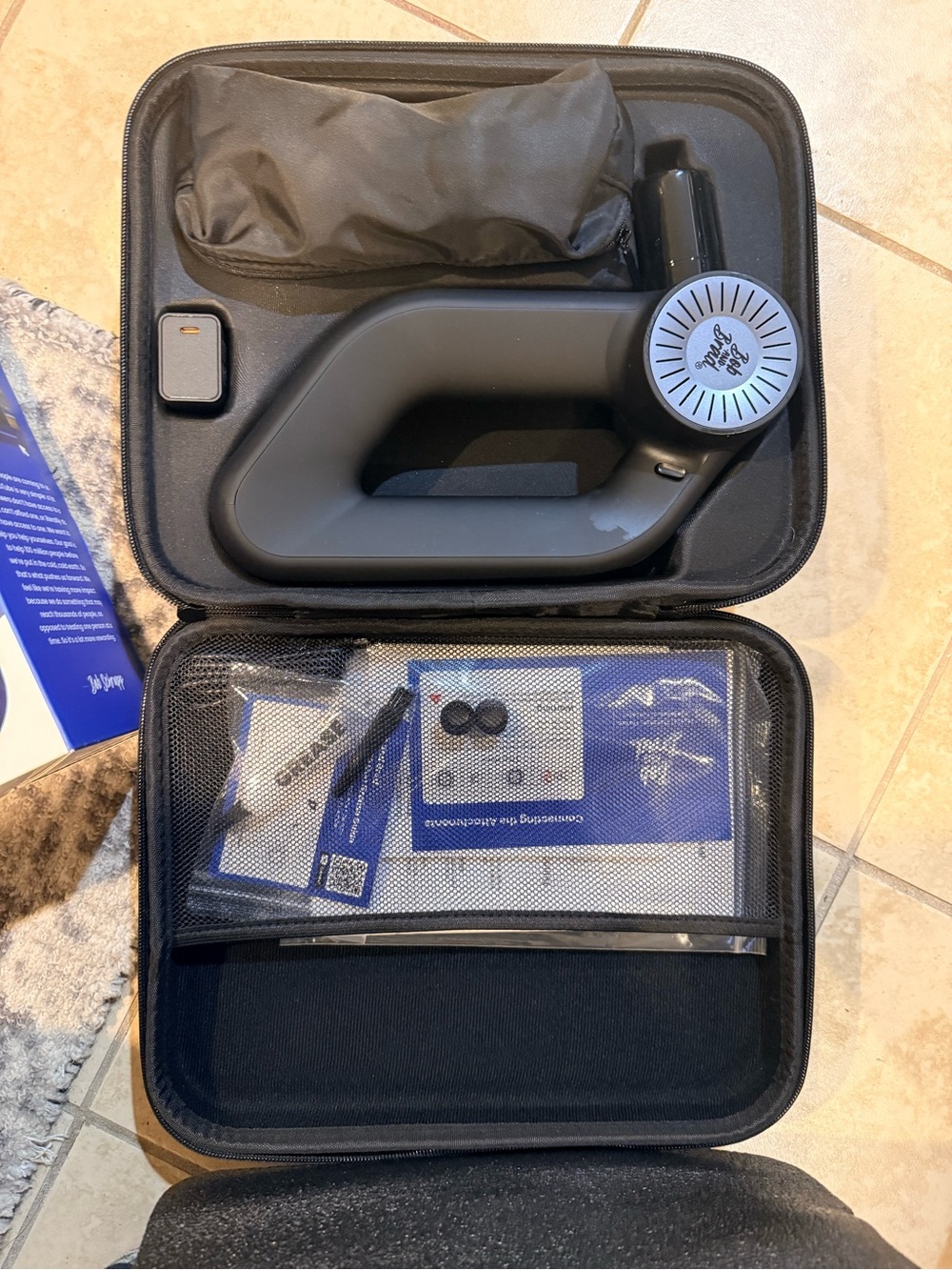 D6 Pro Max+ Massage Gun - Black - Picture 5 of 5